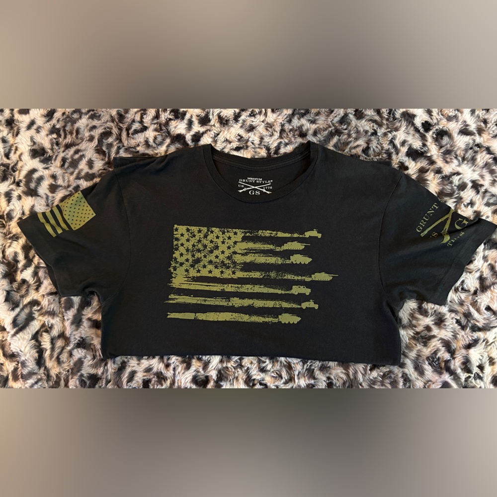 GRUNT STYLE T-shirt Flag  with tanks size medium